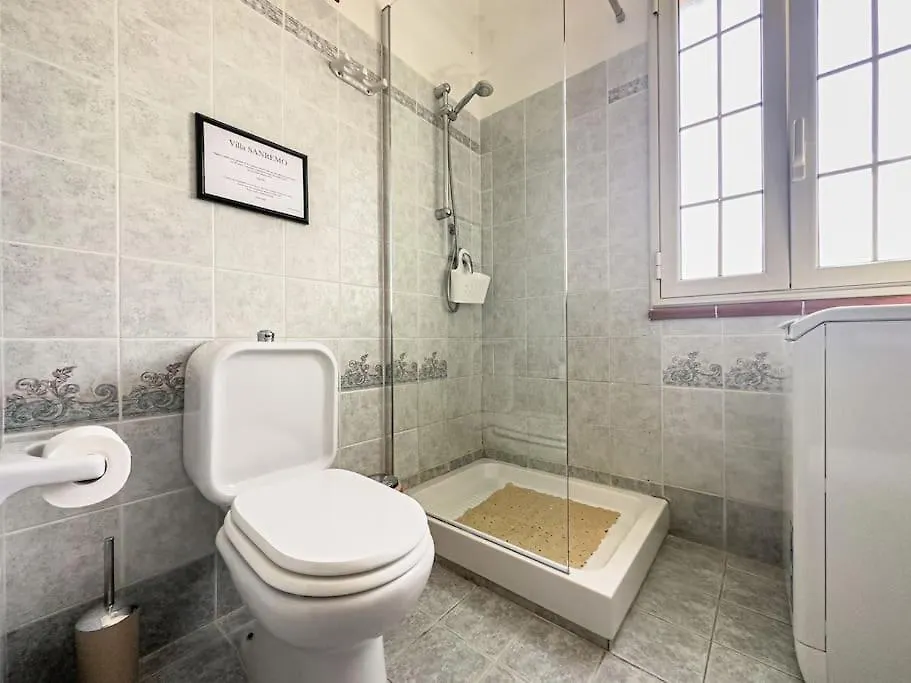 Villa Sanremo Fontane Bianche Italien