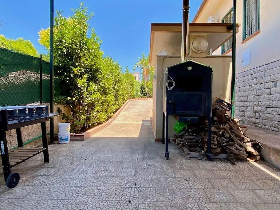 Villa Sanremo Fontane Bianche Italien