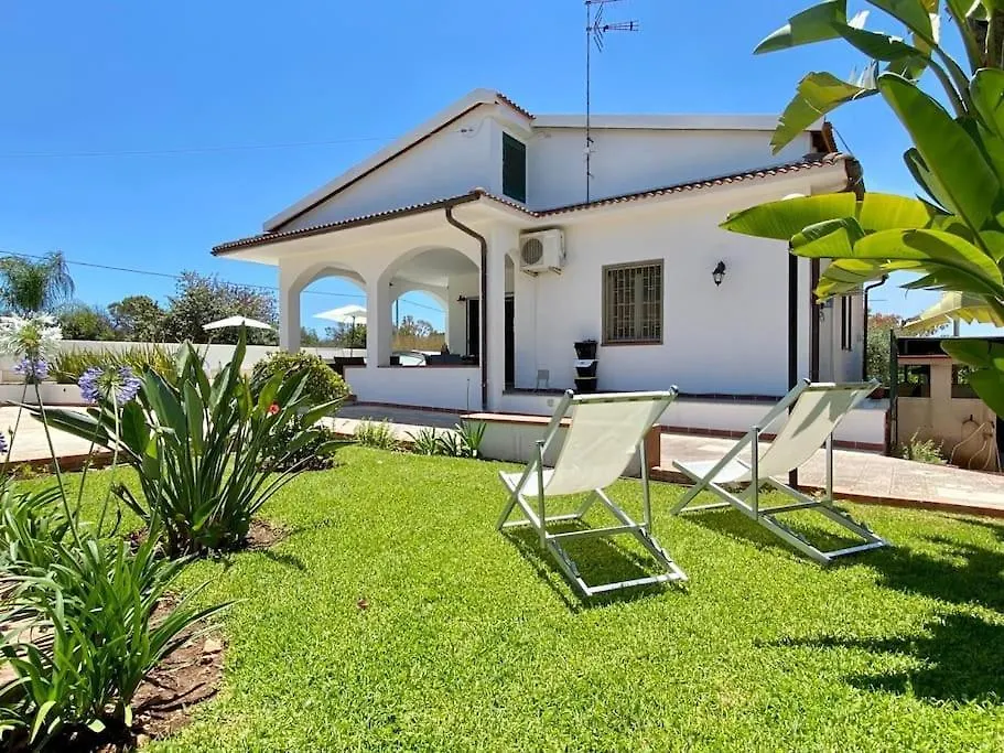 Villa Sanremo Fontane Bianche Italia
